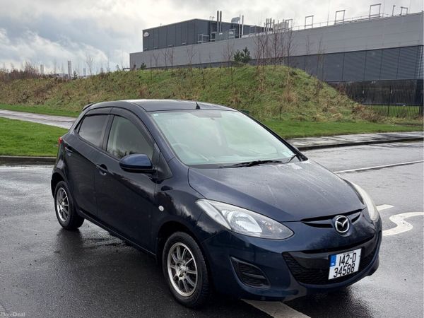 Mazda Demio MPV, Petrol, 2014, Navy