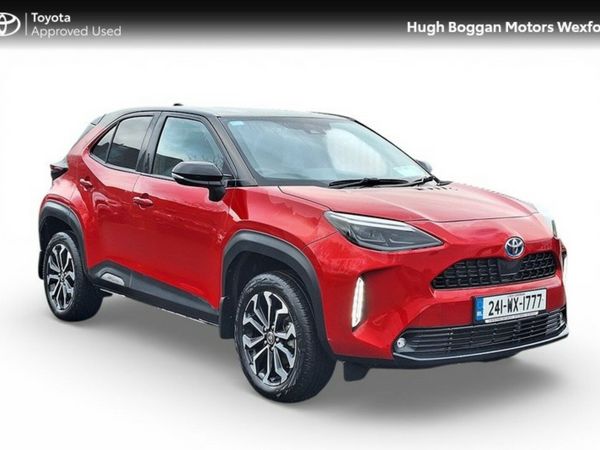 Toyota Yaris Cross Hatchback, Petrol Hybrid, 2024, Red