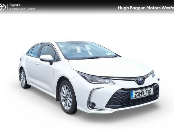 Toyota Corolla Saloon, Petrol Hybrid, 2023, White