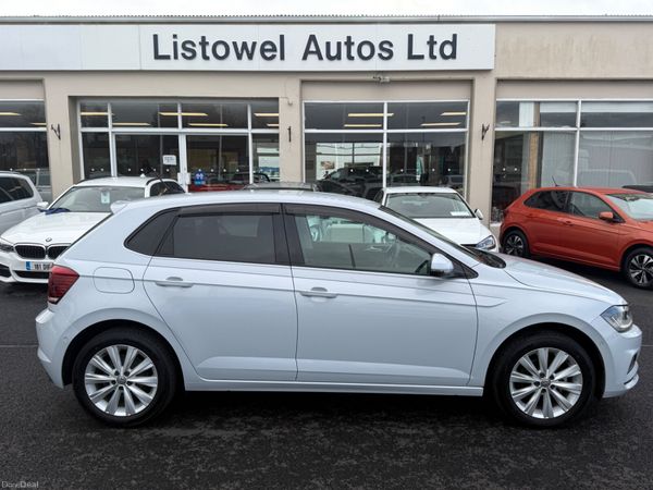 Volkswagen Polo Hatchback, Petrol, 2018, White