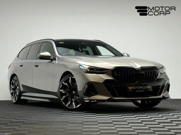 BMW 5-Series Estate, Petrol Plug-in Hybrid, 2025, Grey