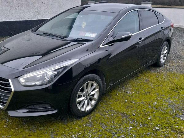 Hyundai i40 Saloon, Diesel, 2015, Black