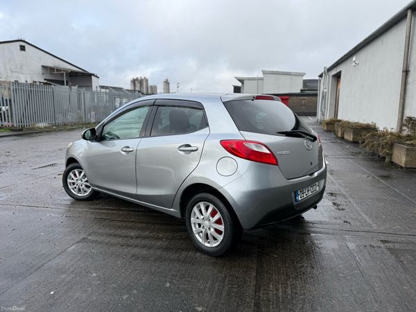 Mazda Demio MPV, Petrol, 2009, Silver