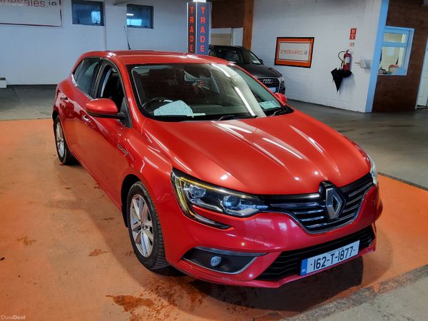 Renault Megane Hatchback, Diesel, 2016, Red