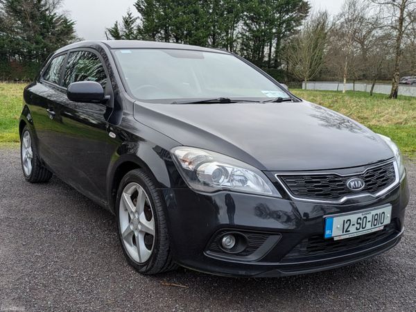 Kia Ceed Hatchback, Diesel, 2012, Black