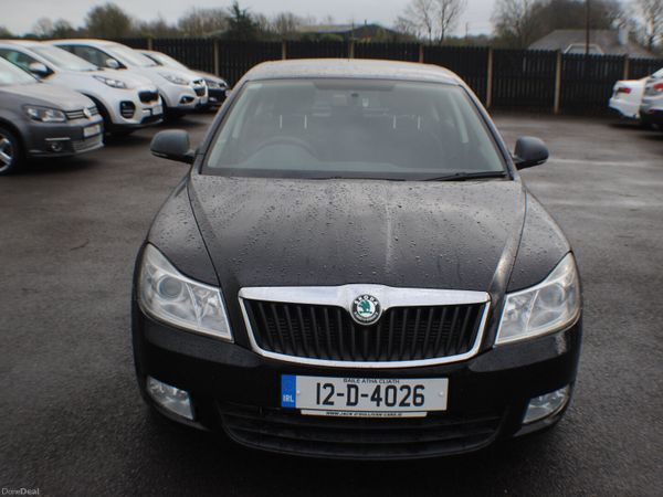 Skoda Octavia Saloon, Diesel, 2012, Black