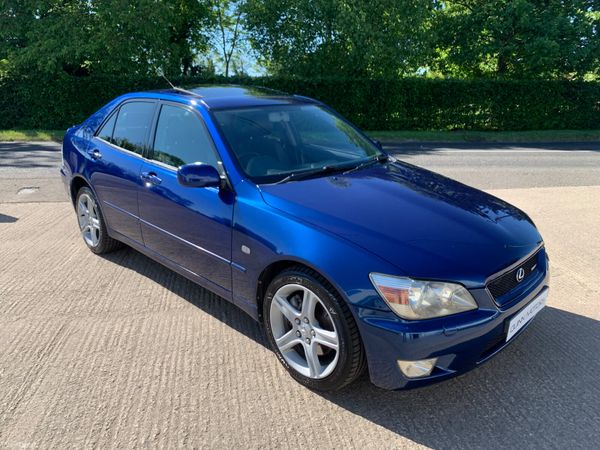 Lexus IS Saloon, Petrol, 1999, Blue
