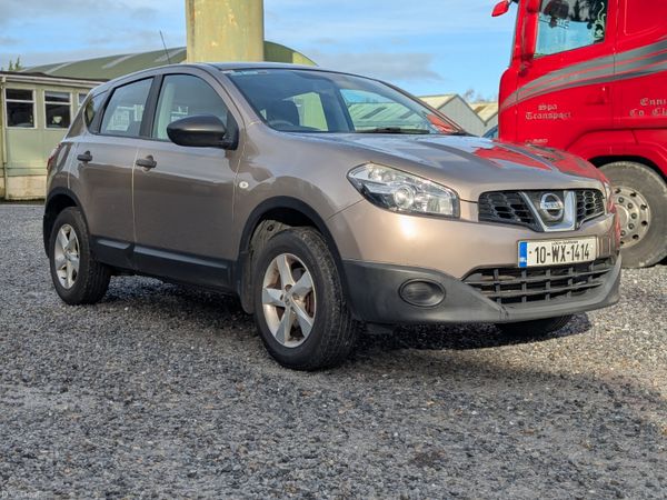 Nissan Qashqai Hatchback, Diesel, 2010, Brown