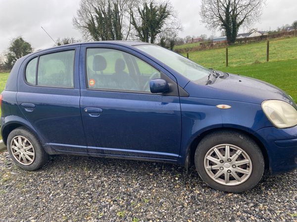 Toyota Yaris Hatchback, Petrol, 2004, Blue