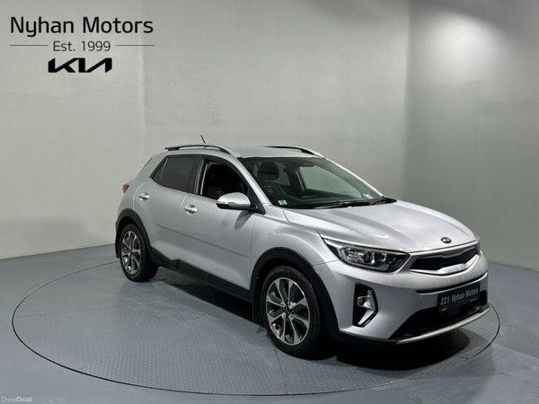Kia Stonic Estate/Jeep, Petrol Hybrid, 2022, Grey