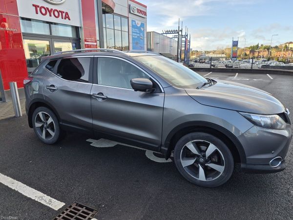 Nissan Qashqai SUV, Petrol, 2017, Grey