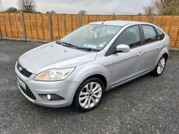 Ford Focus Hatchback, Petrol, 2008, Silver