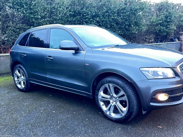 Audi Q5 SUV, Diesel, 2012, Grey