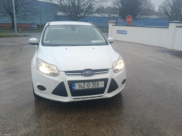 Ford Focus Hatchback, Diesel, 2014, White