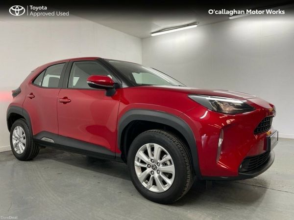 Toyota Yaris Cross Hatchback, Petrol Hybrid, 2024, Red