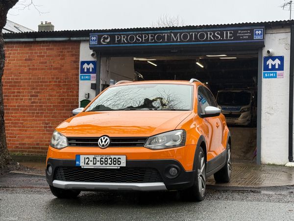 Volkswagen Polo Hatchback, Petrol, 2012, Orange