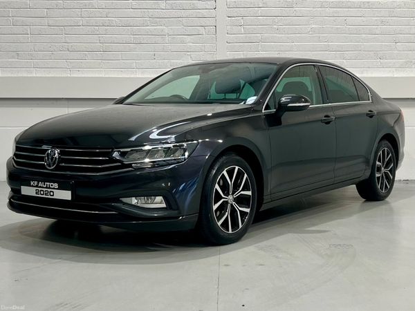 Volkswagen Passat Saloon, Diesel, 2020, Grey