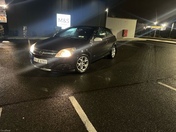 Opel Astra Hatchback, Petrol, 2007, Black