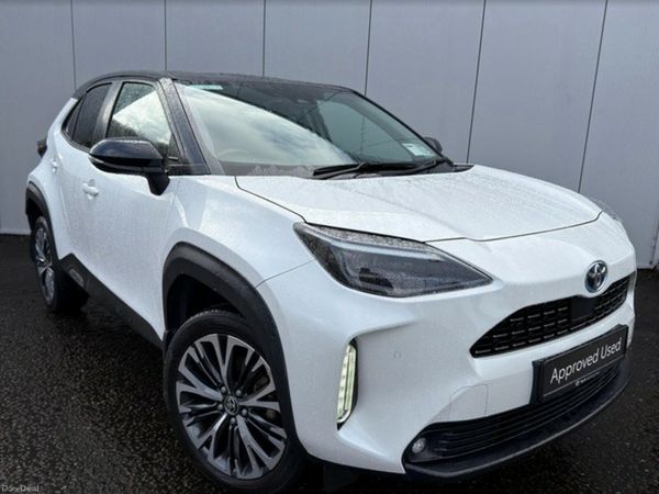 Toyota Yaris Cross Hatchback, Petrol Hybrid, 2023, White
