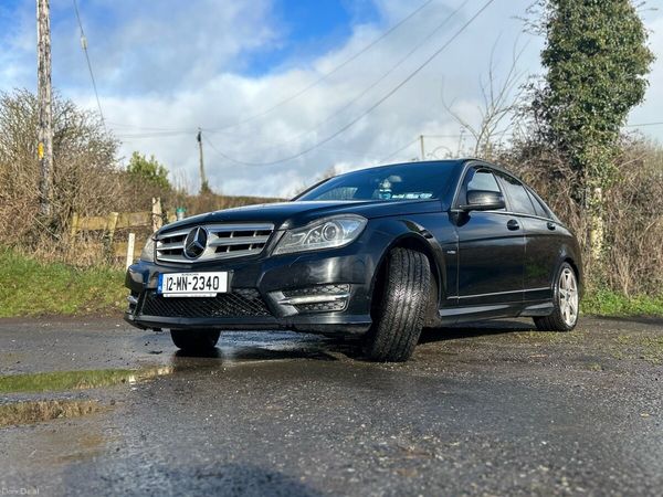 Mercedes-Benz C-Class Saloon, Diesel, 2012, Black