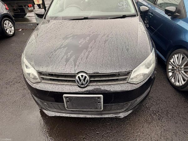 Volkswagen Polo Hatchback, Petrol, 2011, Black