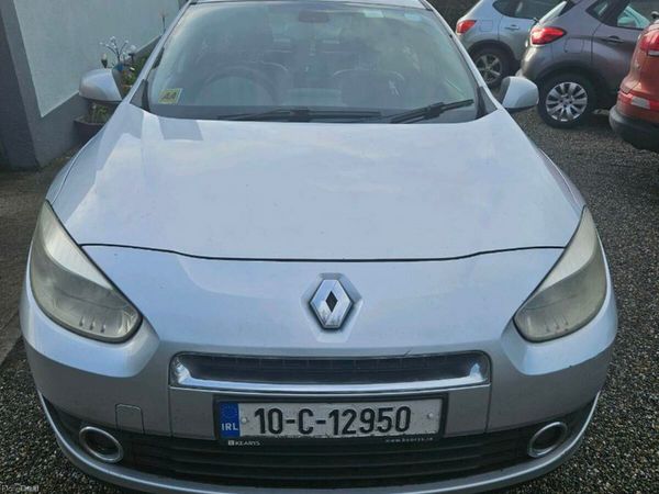 Renault Fluence Saloon, Diesel, 2010, Silver