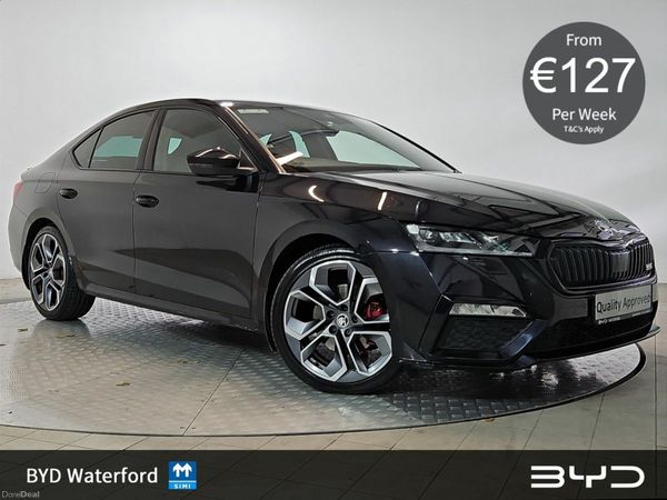 Skoda Octavia Saloon, Diesel, 2023, Black