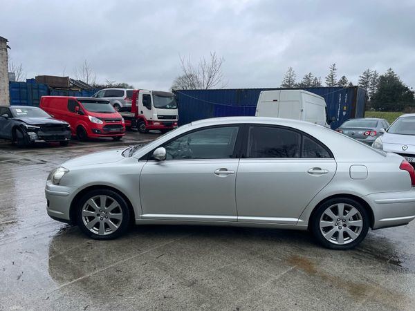 Toyota Avensis Hatchback, Diesel, 2007, Silver