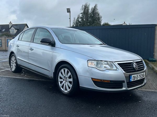 Volkswagen Passat Saloon, Diesel, 2008, Silver