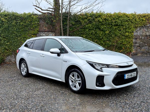 Toyota Corolla Estate, Petrol Hybrid, 2023, White