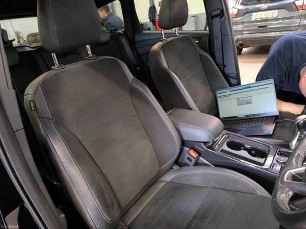 Ford Kuga SUV, Diesel, 2017, Black