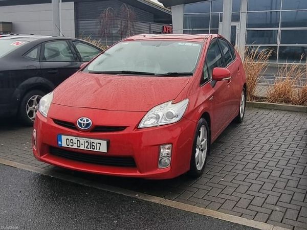 Toyota Prius Hatchback, Petrol Hybrid, 2009, Red