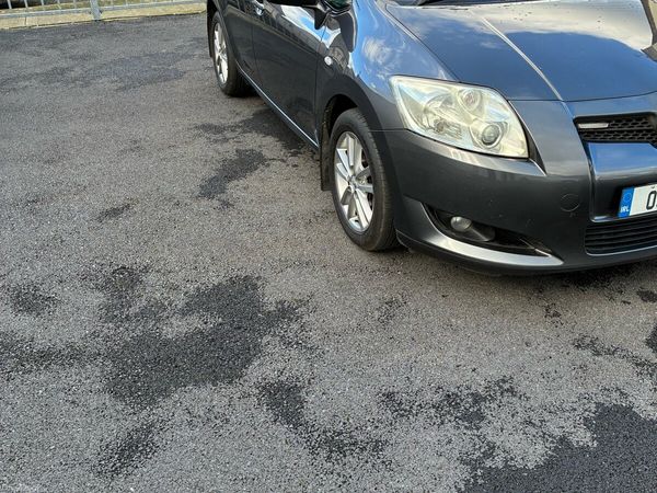 Toyota Auris Hatchback, Diesel, 2009, Grey