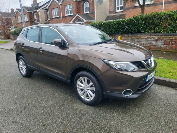 Nissan Qashqai SUV, Diesel, 2017, Bronze