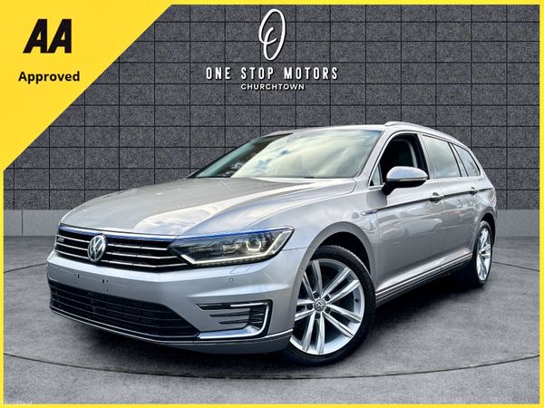 Volkswagen Passat Estate, Petrol Plug-in Hybrid, 2016, Silver