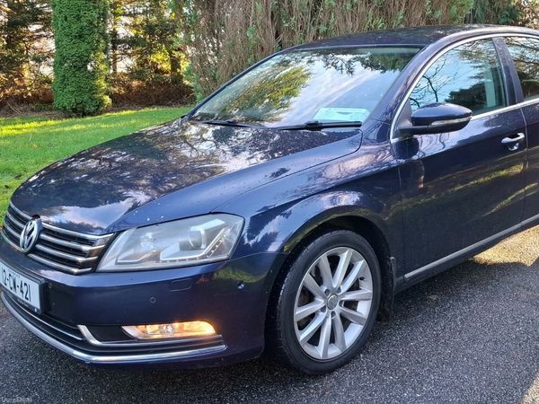 Volkswagen Passat Saloon, Diesel, 2012, Blue
