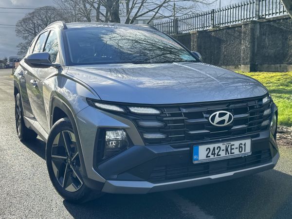 Hyundai Tucson SUV, Diesel, 2024, Red