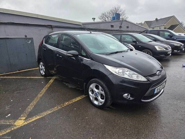 Ford Fiesta Hatchback, Diesel, 2010, Black