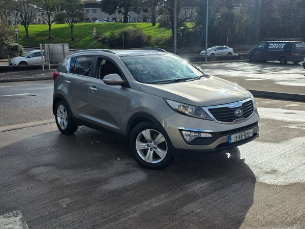 Kia Sportage SUV, Diesel, 2011, Silver