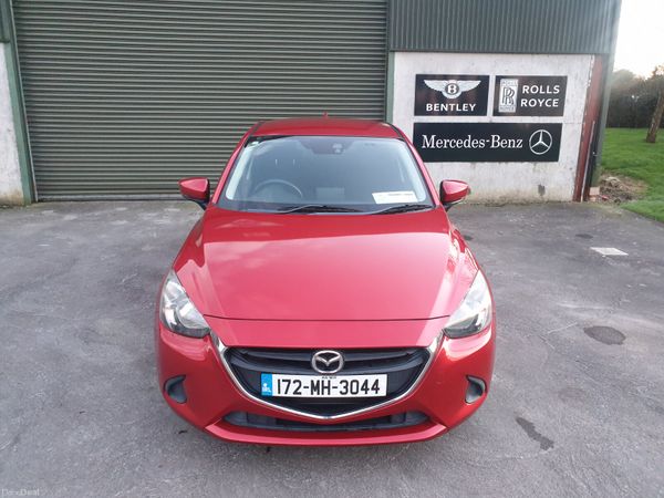 Mazda Demio MPV, Petrol, 2017, Red