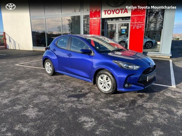 Toyota Yaris Hatchback, Petrol Hybrid, 2025, Blue