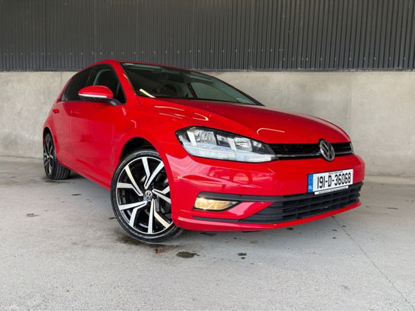 Volkswagen Golf Hatchback, Diesel, 2019, Red