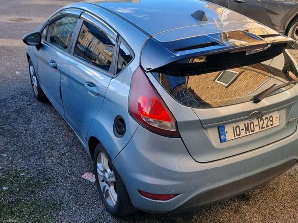 Ford Fiesta Hatchback, Diesel, 2010, Blue