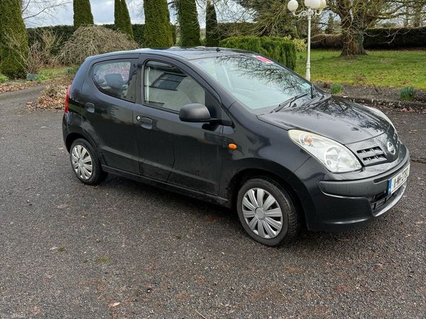 Nissan Pixo Hatchback, Petrol, 2011, Black