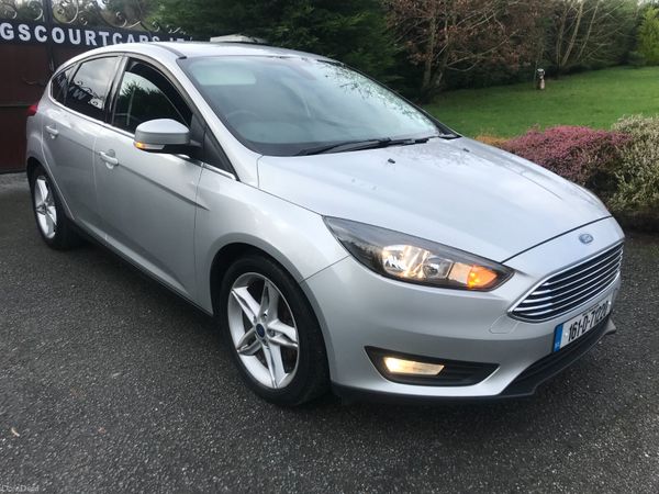 Ford Focus Hatchback, Petrol, 2016, Silver