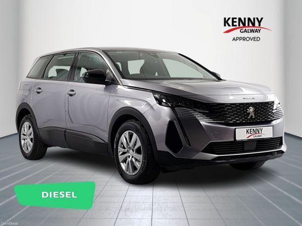 Peugeot 5008 MPV, Diesel, 2022, Grey