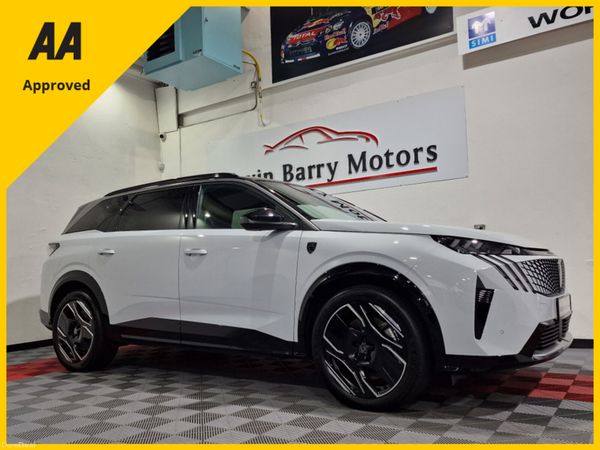Peugeot 5008 SUV, Electric, 2024, White