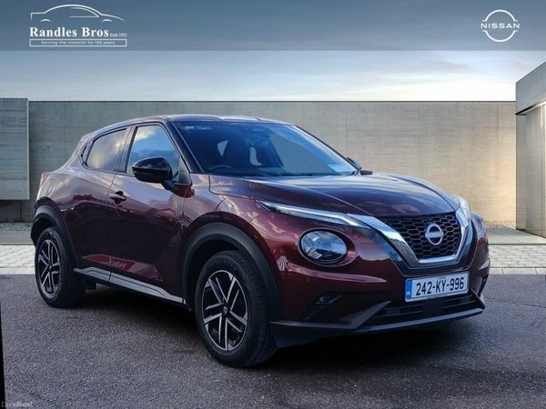 Nissan Juke SUV, Petrol, 2024, Red