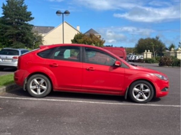 Ford Focus Hatchback, Diesel, 2008, Red