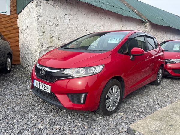 Honda Fit Hatchback, Petrol, 2016, Red